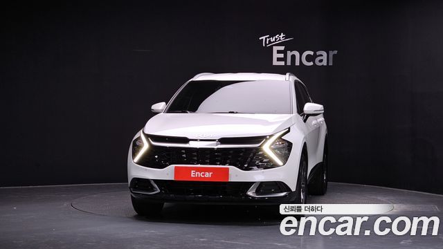Kia Sportage (V) Diesel 2.0 2WD Nobleless 2023 — фото 3