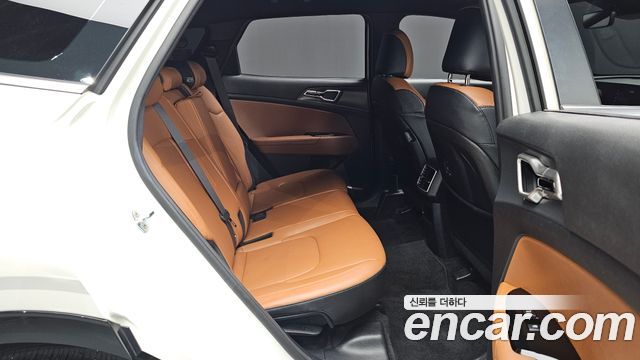 Kia Sportage (V) Diesel 2.0 2WD Nobleless 2023 — фото 11