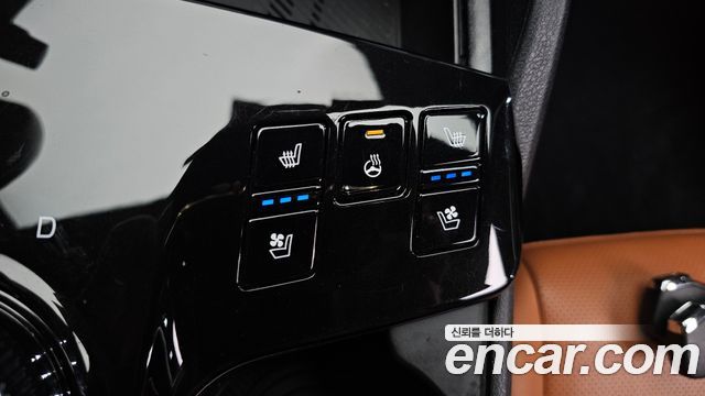 Kia Sportage (V) Diesel 2.0 2WD Nobleless 2023 — фото 15