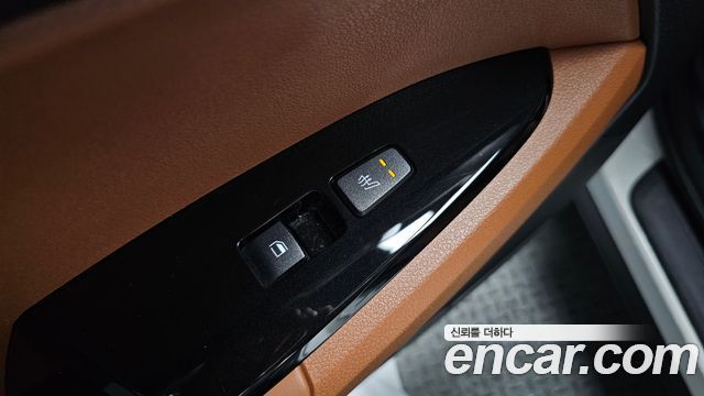 Kia Sportage (V) Diesel 2.0 2WD Nobleless 2023 — фото 18
