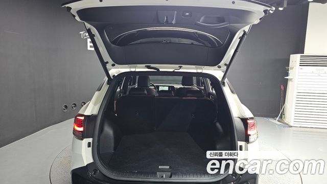Kia Sportage (V) Diesel 2.0 2WD Nobleless 2023 — фото 20