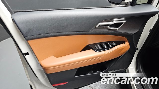 Kia Sportage (V) Diesel 2.0 2WD Nobleless 2023 — фото 24