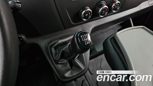 Renault Korea Master Camping car 2021 — фото 9