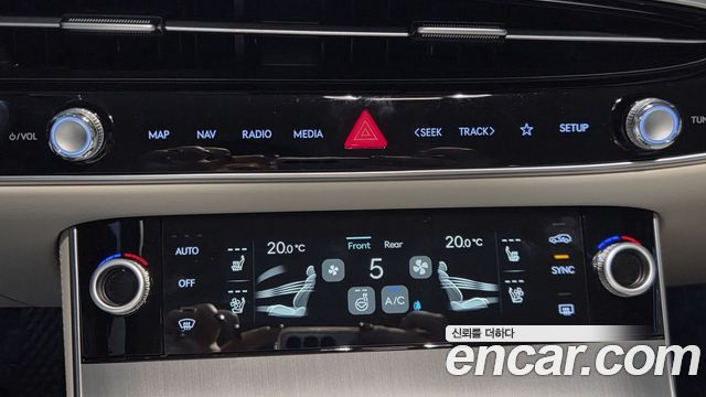 Genesis GV70 2.5T Gasoline AWD 2025 — фото 16
