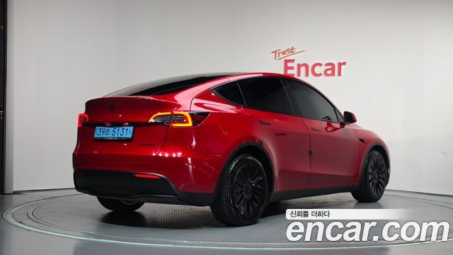 Tesla Model Y Long Range AWD 2022 — фото 2