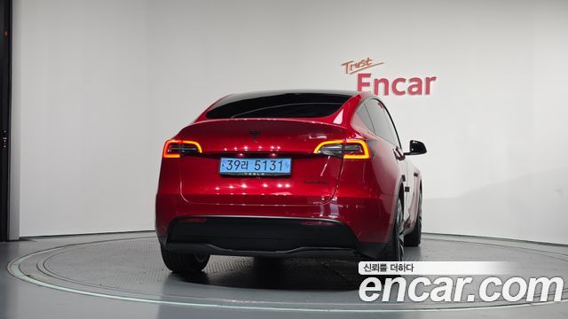 Tesla Model Y Long Range AWD 2022 — фото 4