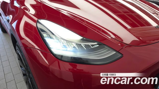 Tesla Model Y Long Range AWD 2022 — фото 22