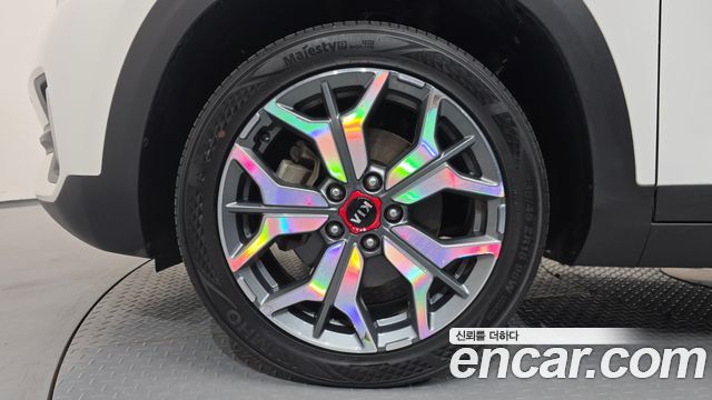 Kia Seltos Gasoline 1.6 Turbo 2WD Noblesse 2020 — фото 5