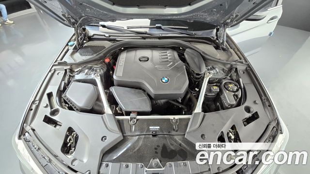 BMW 5 Series (G30) 520i M Sport 2023 — фото 10