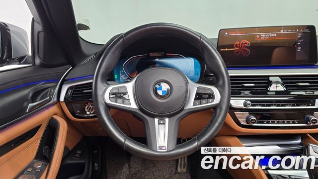 BMW 5 Series (G30) 520i M Sport 2023 — фото 17