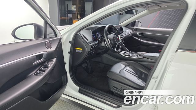 Hyundai Sonata (DN8) 2.0 Premium 2020 — фото 10