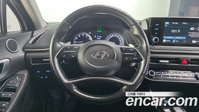 Hyundai Sonata (DN8) 2.0 Premium 2020 — фото 13