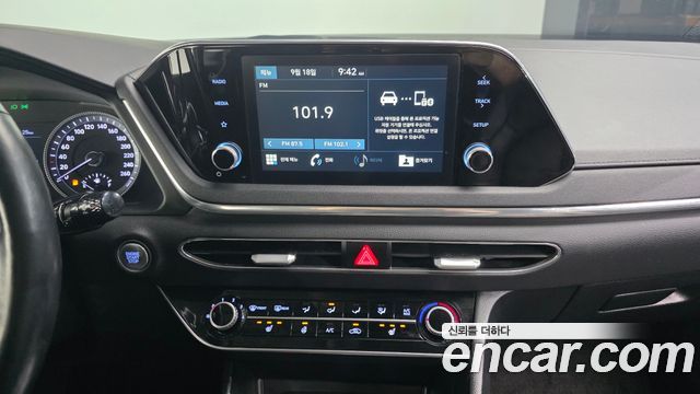 Hyundai Sonata (DN8) 2.0 Premium 2020 — фото 14