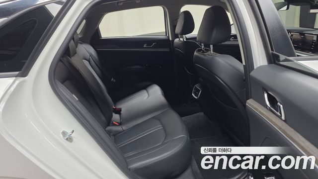 Kia K5 (III) 2.0 Noblesse 2021 — фото 26