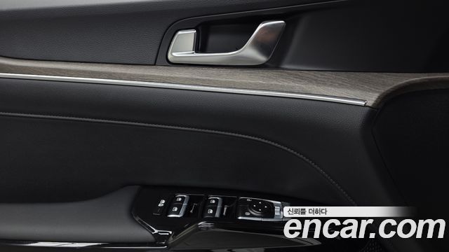 Kia K5 (III) 2.0 Noblesse 2021 — фото 27