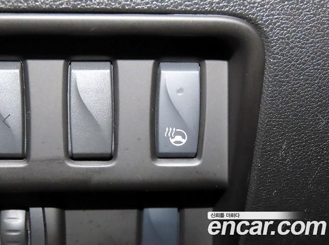 Renault Korea QM6 Quest 2.0 LPe LE 2WD 2024 — фото 17
