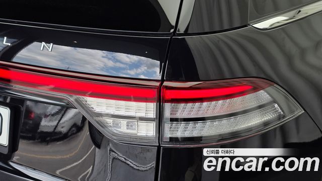 Lincoln Aviator (II) 3.0 Reserve  AWD 2025 — фото 23
