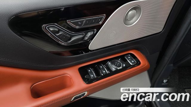 Lincoln Aviator (II) 3.0 Reserve  AWD 2025 — фото 28