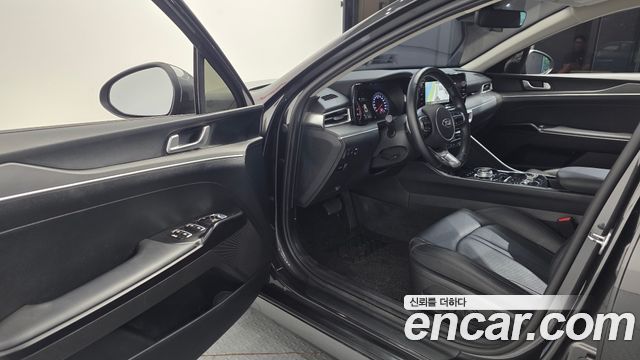 Kia K5 (III) 2.0 Prestige 2021 — фото 10