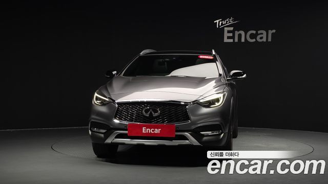 Infiniti QX30 2.0 Proassist AWD 2019 — фото 3