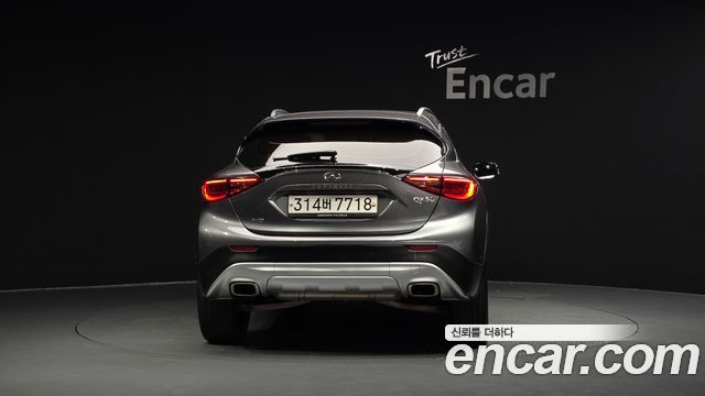Infiniti QX30 2.0 Proassist AWD 2019 — фото 4