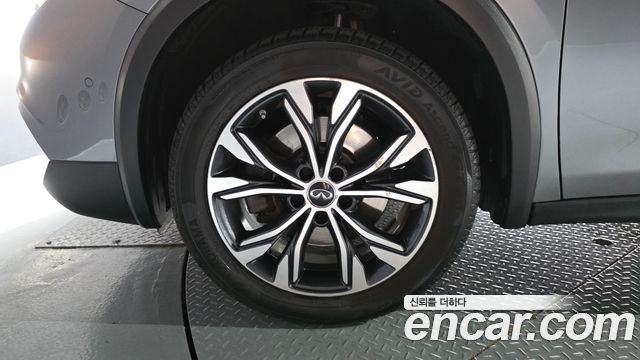 Infiniti QX30 2.0 Proassist AWD 2019 — фото 5