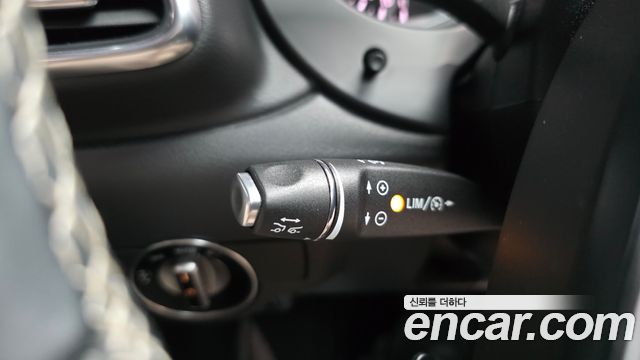 Infiniti QX30 2.0 Proassist AWD 2019 — фото 22