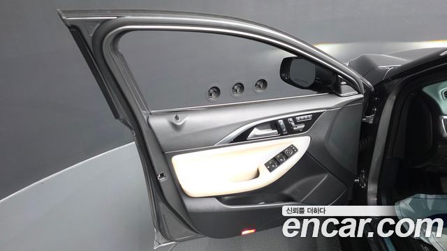 Infiniti QX30 2.0 Proassist AWD 2019 — фото 30