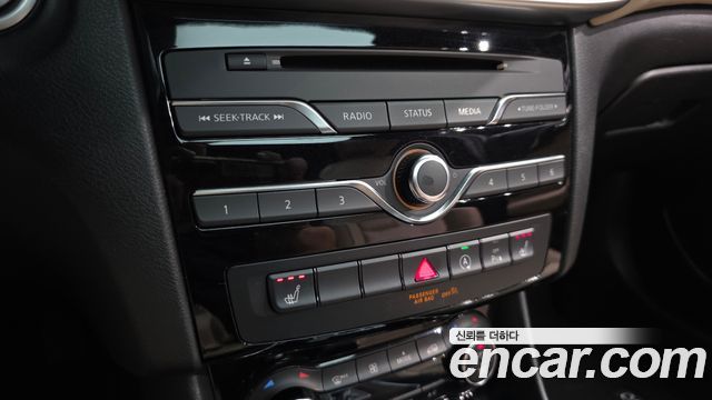 Infiniti QX30 2.0 Proassist AWD 2019 — фото 38