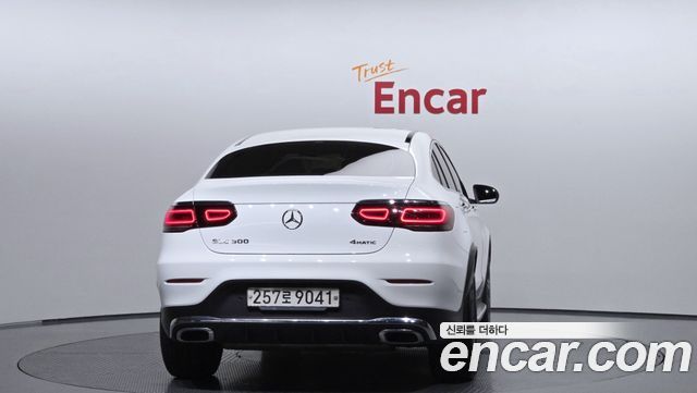 Mercedes-Benz GLC-Class (X253) GCL300 4MATIC Coupe 2020 — фото 4