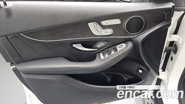 Mercedes-Benz GLC-Class (X253) GCL300 4MATIC Coupe 2020 — фото 24