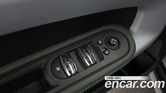 MINI Cooper S Countryman ALL4 Untamed Edition 2nd Gen 2023 — фото 19