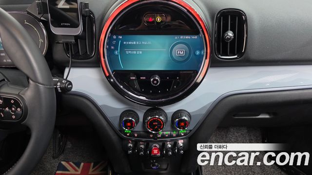 MINI Cooper S Countryman ALL4 Untamed Edition 2nd Gen 2023 — фото 31