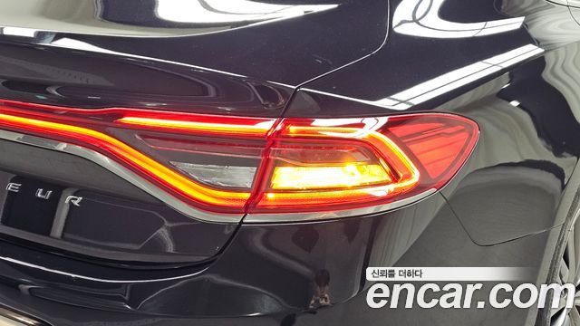 Hyundai Grandeur (IG) 2.4 Premium 2019 — фото 23