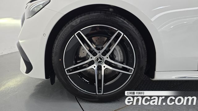 Mercedes-Benz E-Class (W214) E200 AMG Line 2026 — фото 5