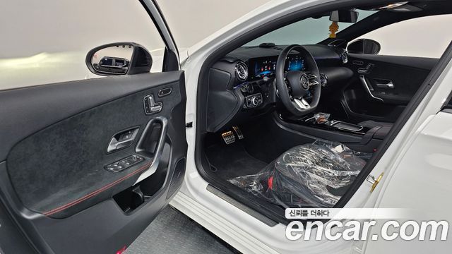 Mercedes-Benz A-Class (W177) AMG A45 S 4MATIC+ Hatchback 2025 — фото 10