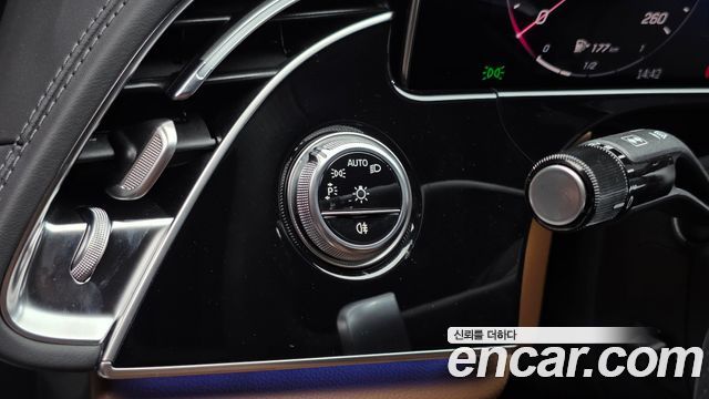Mercedes-Benz E-Class (W214) E300 4MATIC AMG Line 2026 — фото 30