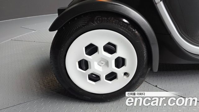 Renault Korea Twizy Life(2-Seater) 2020 — фото 5