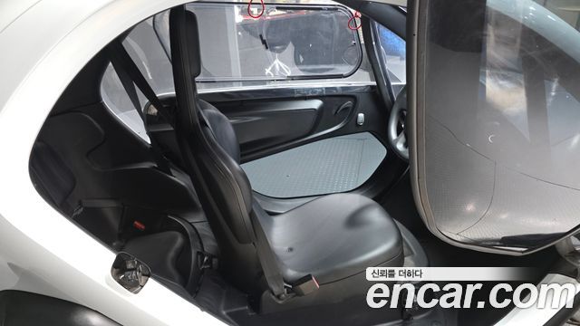 Renault Korea Twizy Life(2-Seater) 2020 — фото 10