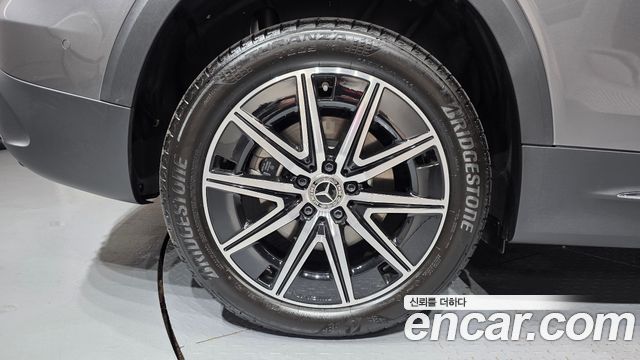 Mercedes-Benz EQB (X243) EQB300 4MATIC AMG Line 2026 — фото 5