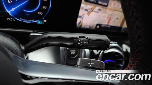 Mercedes-Benz EQB (X243) EQB300 4MATIC AMG Line 2026 — фото 9