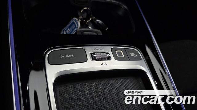 Mercedes-Benz EQB (X243) EQB300 4MATIC AMG Line 2026 — фото 12