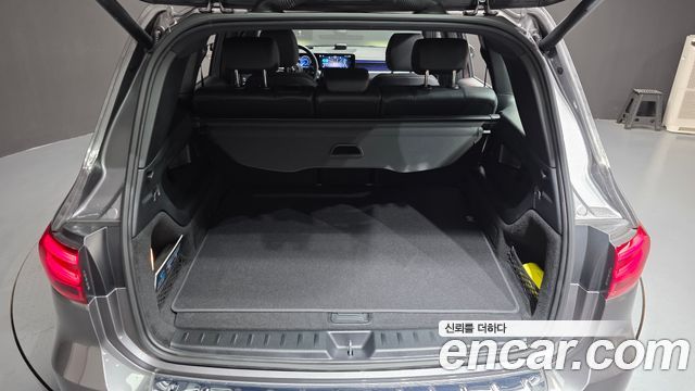 Mercedes-Benz EQB (X243) EQB300 4MATIC AMG Line 2026 — фото 18