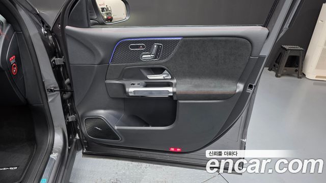 Mercedes-Benz EQB (X243) EQB300 4MATIC AMG Line 2026 — фото 25