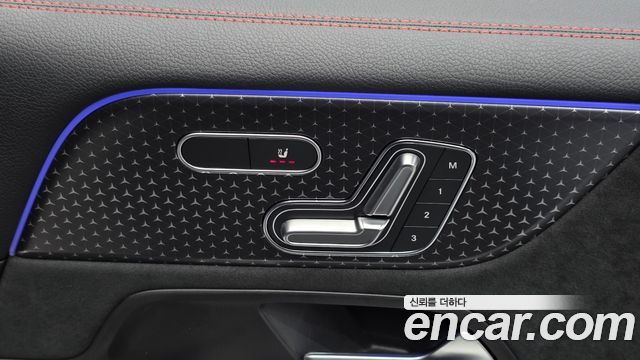 Mercedes-Benz EQB (X243) EQB300 4MATIC AMG Line 2026 — фото 35