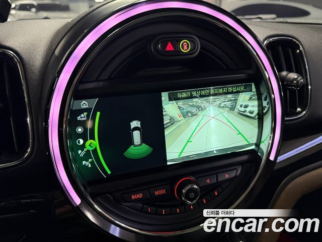 MINI Cooper D Countryman ALL4 HIGH 2nd 2018 — фото 17