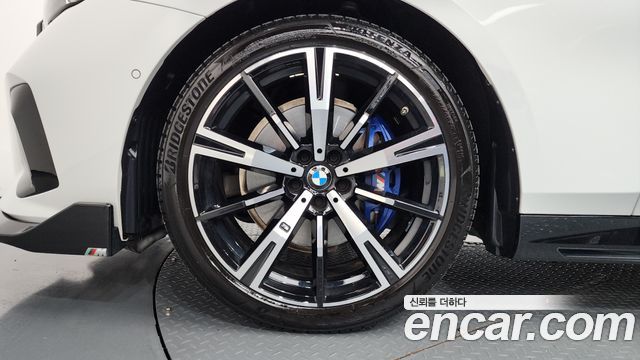 BMW 5 Series (G60) 530i xDrive M Sport 2024 — фото 5