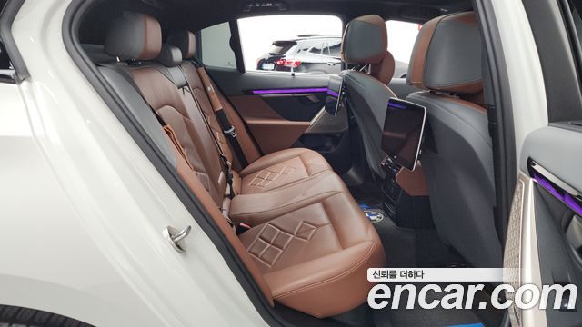 BMW 5 Series (G60) 530i xDrive M Sport 2024 — фото 11
