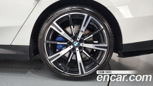 BMW 5 Series (G60) 530i xDrive M Sport 2024 — фото 21