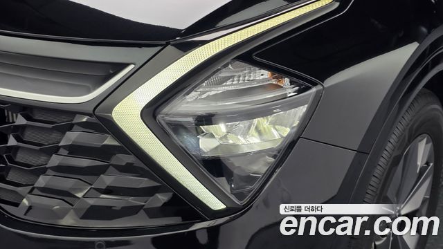 Kia Sportage (V) Gasoline 1.6 Turbo 2WD Signature 2022 — фото 28